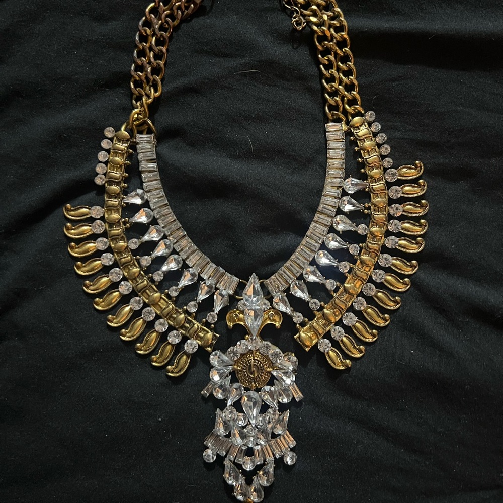 Elegant Gold and Silver Statement Necklace